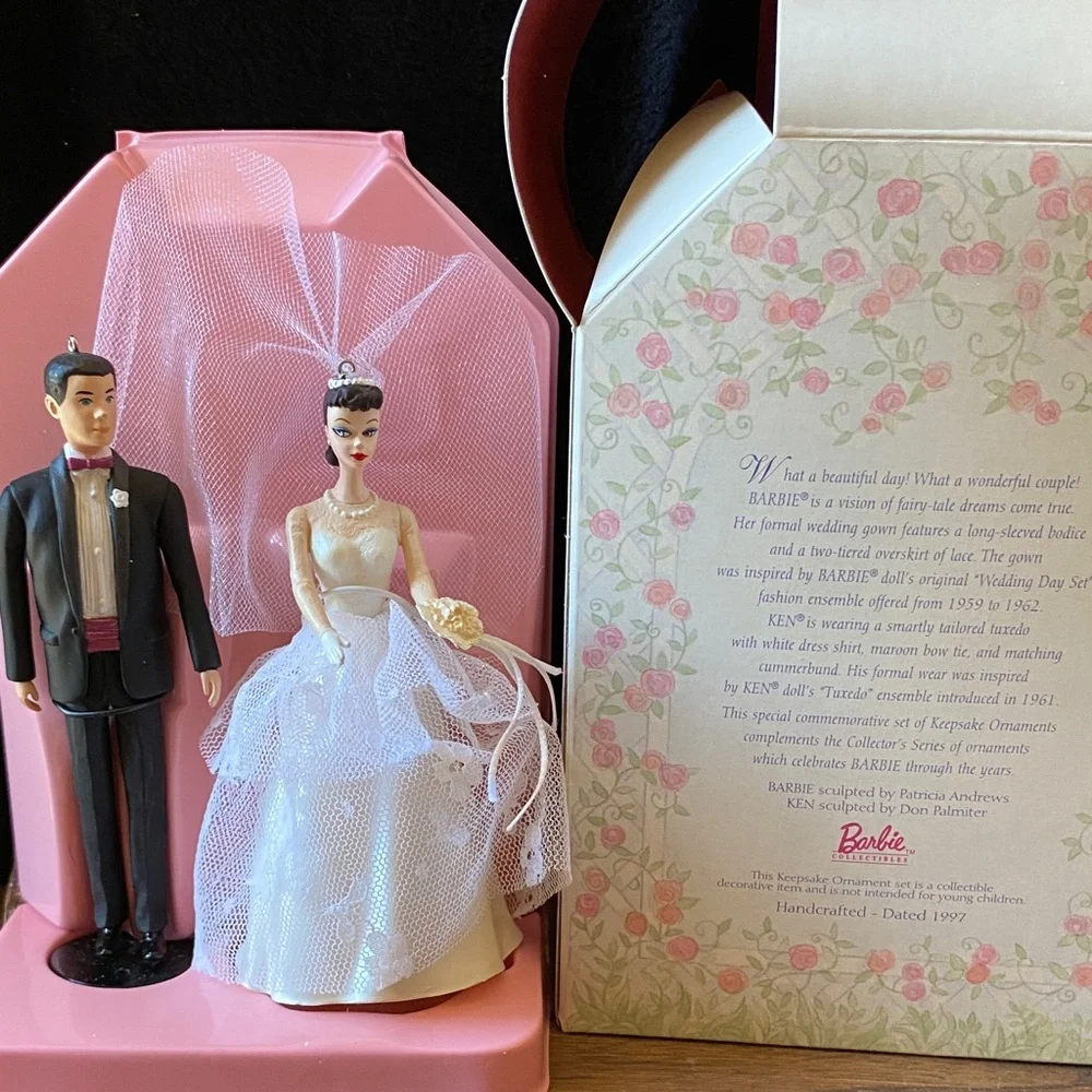 Hallmark Keepsake Barbie and Ken Cake Topper/ Bride & Groom ornamens - 1997